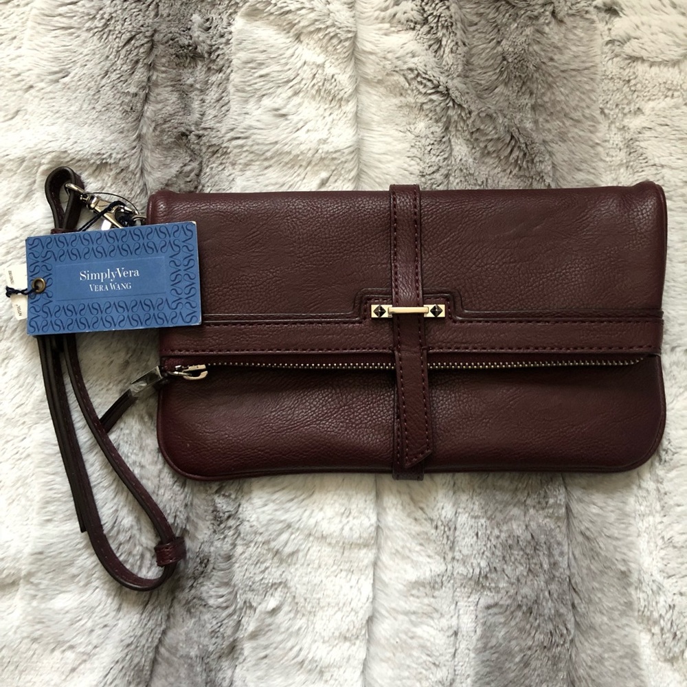 Vera Wang wristlet